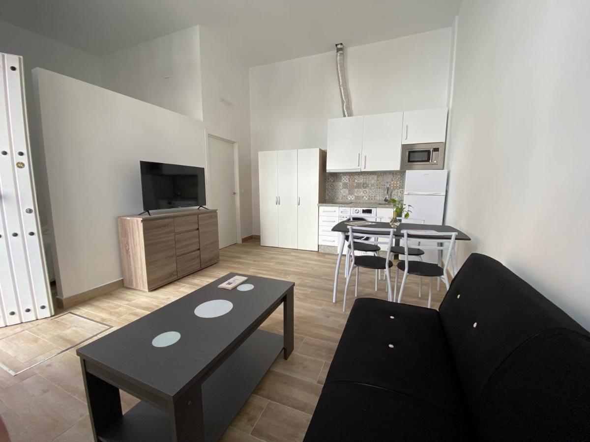 Apartamento Cruz Roja C Sevilla Exteriör bild