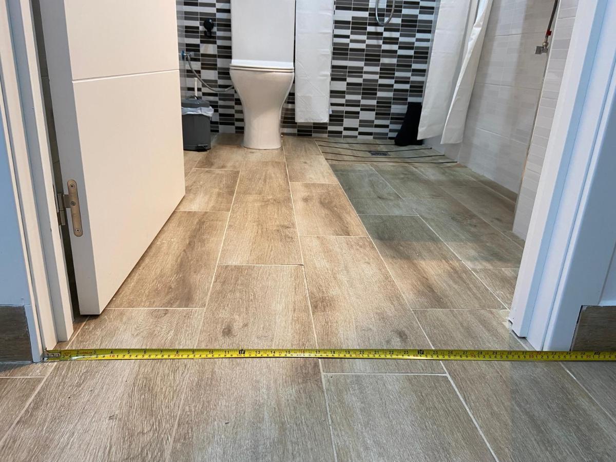 Apartamento Cruz Roja C Sevilla Exteriör bild
